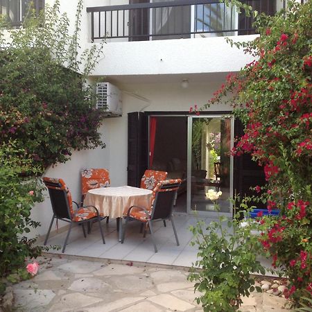Villa Paphos Townhouse Exterior foto