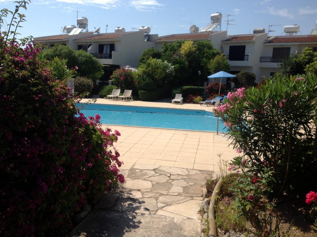 Villa Paphos Townhouse Exterior foto